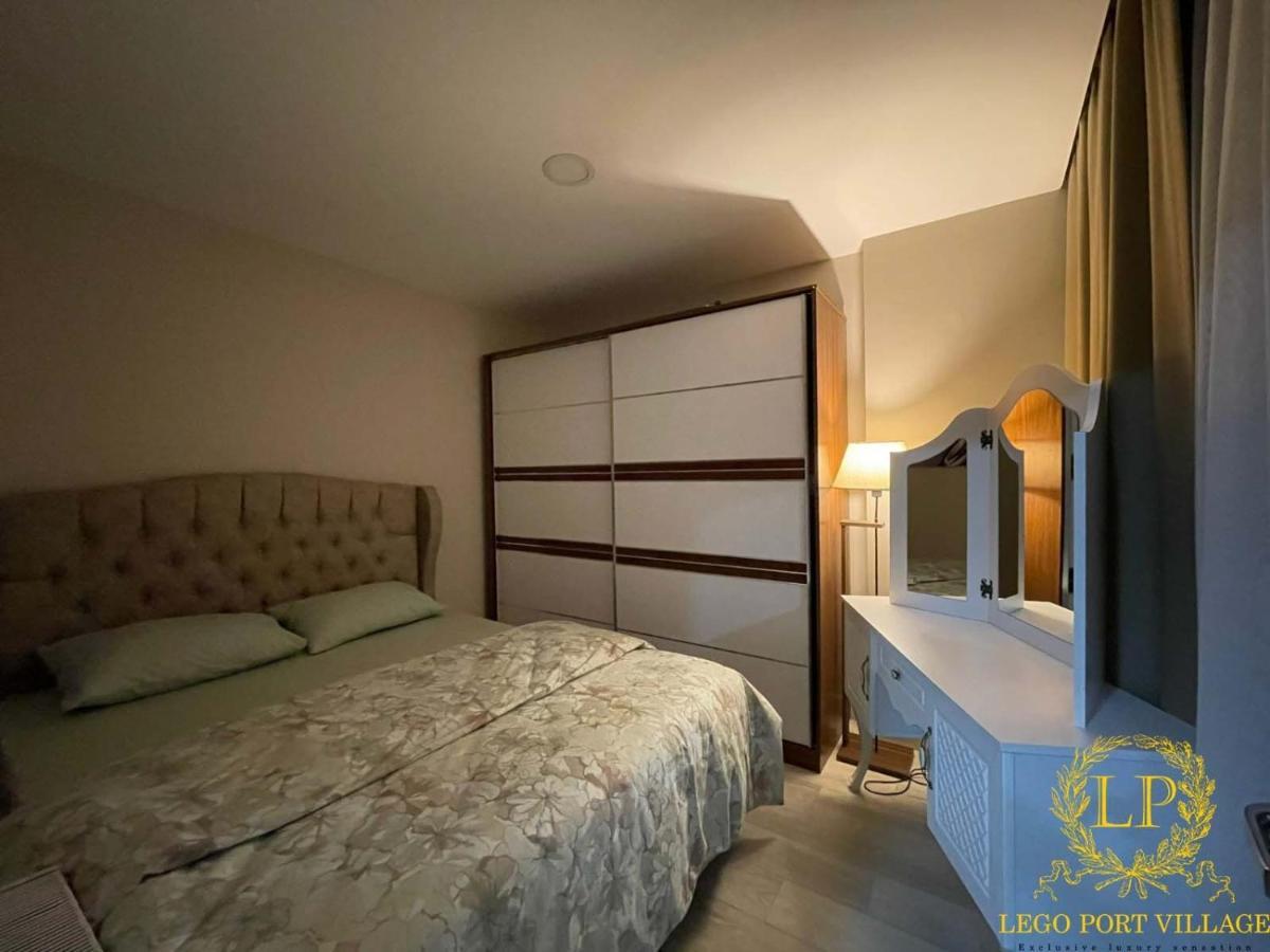 Close Airport,Mall Of Antalya Shopping Center,Tram Station Екстериор снимка